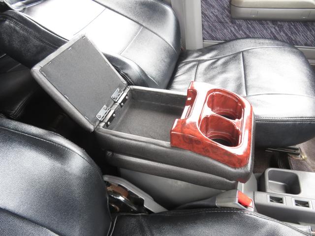 صورة مصغرة 24 لـ 1995 Toyota LAND CRUISER PRADO
