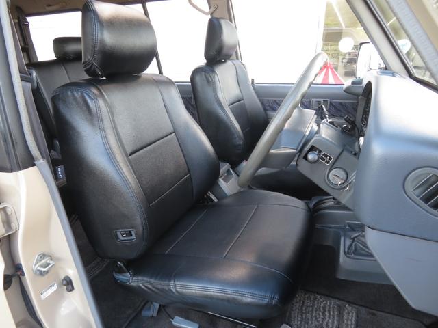 1996 Toyota Land Cruiser Prado 70 SX Wide photo 6