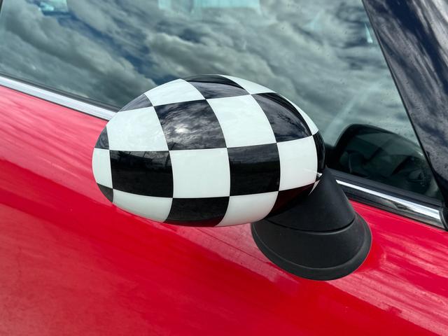 ＭＩＮＩ クーパーＳ　クラブマン　禁煙車　最終型　ＥＴＣ　ドライブレコーダー　キセノンヘッドライト　社外ナビ　フルセグＴＶ　Ｂｌｕｅｔｏｏｔｈ（10枚目）
