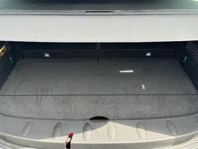 ＭＩＮＩ クーパーＳ　クラブマン　禁煙車　最終型　ＥＴＣ　ドライブレコーダー　キセノンヘッドライト　社外ナビ　フルセグＴＶ　Ｂｌｕｅｔｏｏｔｈ（34枚目）