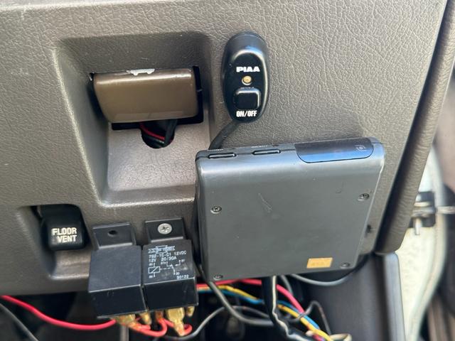 フェアレディZ 200ZR-II Tバールーフ 5速MT RB20DET黒ヘッドエンジン フルタップ車高調 カヤバNEW:SRショック 社外Fスポイラー 柿本マフラー(31枚目)