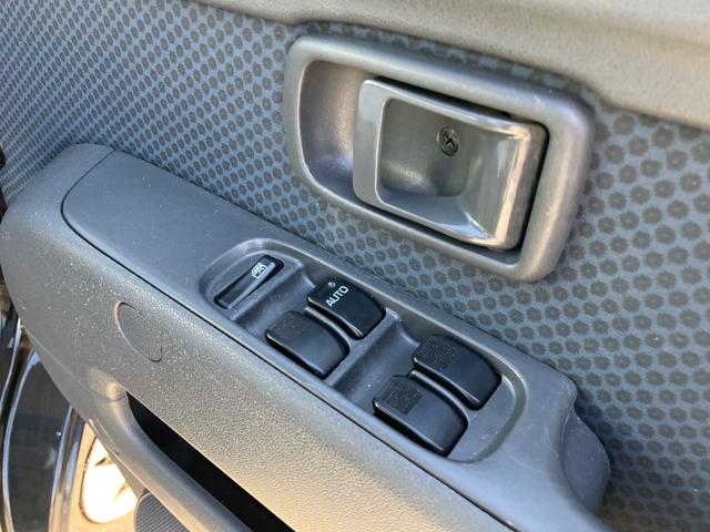 ピクシスバン 　ターボ　ハイルーフ　インパネオートマ　ＥＴＣ　キーレス　ナビ　ワンセグＴＶ　バックカメラ　電動格納ミラー　バイザー　プライバシーガラス（21枚目）