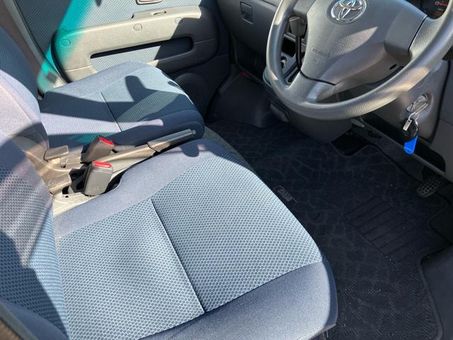 ピクシスバン 　ターボ　ハイルーフ　インパネオートマ　ＥＴＣ　キーレス　ナビ　ワンセグＴＶ　バックカメラ　電動格納ミラー　バイザー　プライバシーガラス（25枚目）