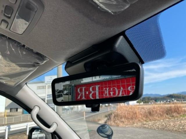 ハイエースバン ロングスーパーＧＬ　アースカラーパッケージ　両側電動スライドドア　スマートキー　レーンアシスト　オートＬＥＤライト　オートマチックハイビーム　ＡＣ１００Ｖ　パノラミックビューモニター　デジタルインナーミラー　寒冷地仕様（49枚目）