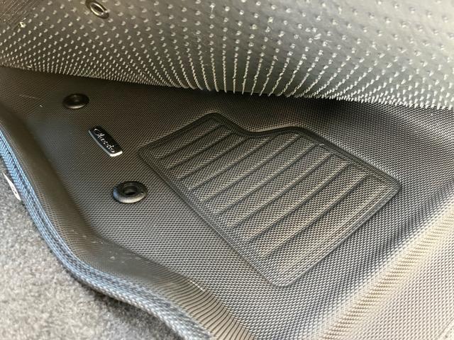 ハイエースバン 　キャンピング　８ナンバー　５人乗り　ガソリン車　ナビ　ＴＶ　バックカメラ新品　Ｂｌｕｅｔｏｏｔｈ　フロアマット新品　ハンドル新品　ＥＴＣ　ＬＥＤヘッドライト　キーレス　ロング　ハイルーフ（54枚目）