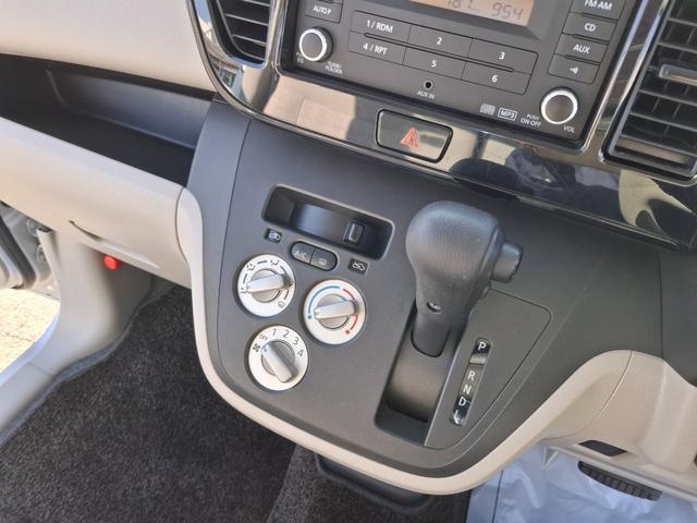 デイズルークス S 電動スライドドア 衝突被害軽減システム キーレスエントリー アイドリングストップ 電動格納ミラー ベンチシート CVT ABS ESC CD ミュージックプレイヤー接続可 衝突安全ボディ エアコン(5枚目)