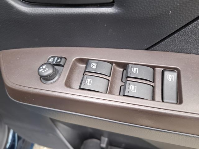 ルーミー Ｇ　ＥＴＣ　バックカメラ　ナビ　ＴＶ　両側電動スライドドア　オートクルーズコントロール　オートライト　スマートキー　アイドリングストップ　電動格納ミラー　ＣＶＴ　盗難防止システム　衝突安全ボディ　ＡＢＳ（11枚目）