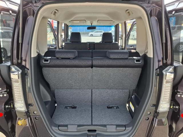 N-BOXカスタム G・Lパッケージ 左パワースライドドア 8インチナビ フルセグTV Bluetooth バックカメラ ステアリングリモコン DVD再生 オートエアコン オートライト スマートキープッシュスタート HIDライト フォグ(18枚目)