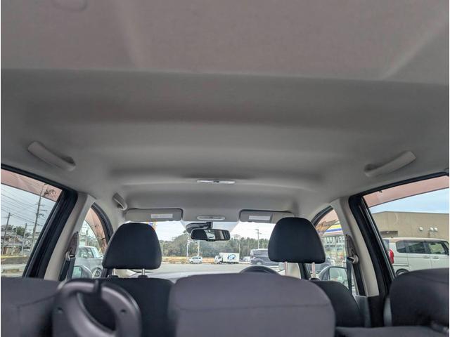 ノート Ｘ　ＤＩＧ－Ｓ　ＥＴＣ　全周囲カメラ　ナビ　ＴＶ　クリアランスソナー　レーンアシスト　衝突被害軽減システム　スマートキー　アイドリングストップ　電動格納ミラー　ＣＶＴ　盗難防止システム　衝突安全ボディ　ＡＢＳ　ＥＳＣ（22枚目）