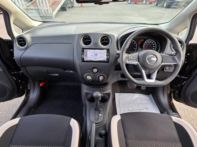 ノート Ｘ　ドライブレコーダー　ＥＴＣ　全周囲カメラ　ＴＶ　クリアランスソナー　レーンアシスト　衝突被害軽減システム　スマートキー　アイドリングストップ　電動格納ミラー　ＣＶＴ　盗難防止システム　衝突安全ボディ（2枚目）