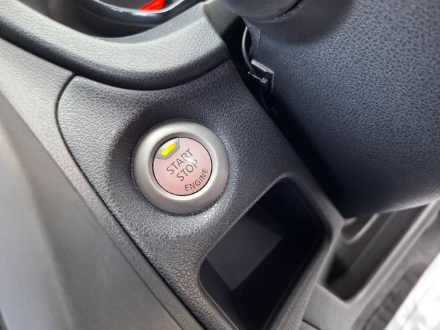 ノート Ｘ　ドライブレコーダー　ＥＴＣ　全周囲カメラ　ＴＶ　クリアランスソナー　レーンアシスト　衝突被害軽減システム　スマートキー　アイドリングストップ　電動格納ミラー　ＣＶＴ　盗難防止システム　衝突安全ボディ（8枚目）