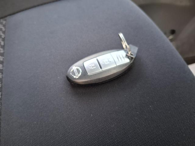 ノート Ｘ　ドライブレコーダー　ＥＴＣ　全周囲カメラ　ＴＶ　クリアランスソナー　レーンアシスト　衝突被害軽減システム　スマートキー　アイドリングストップ　電動格納ミラー　ＣＶＴ　盗難防止システム　衝突安全ボディ（30枚目）