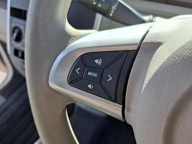 �X�e�A�����O�X�C�b�`�t���ŃI�[�f�B�I������y�X�I