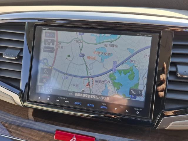 ���s�⃌�W���[�ɂƗl�X�ȃV�[���Ŋ��҂ɉ�������S�i�r�t���I