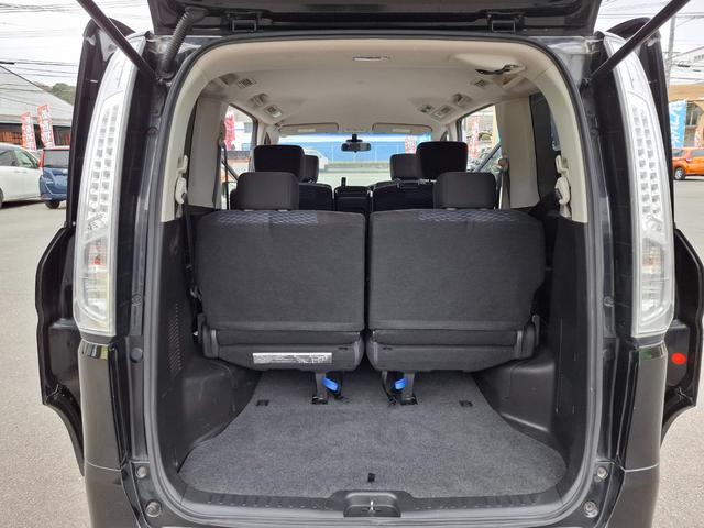 セレナ 20X S-ハイブリッド ETC バックカメラ ナビ TV オートクルーズコントロール レーンアシスト 両側スライド・片側電動 オートライト スマートキー 電動格納ミラー 3列シート CVT CD USB(18枚目)