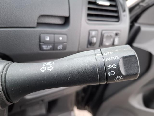 セレナ 20X S-ハイブリッド ETC バックカメラ ナビ TV オートクルーズコントロール レーンアシスト 両側スライド・片側電動 オートライト スマートキー 電動格納ミラー 3列シート CVT CD USB(29枚目)