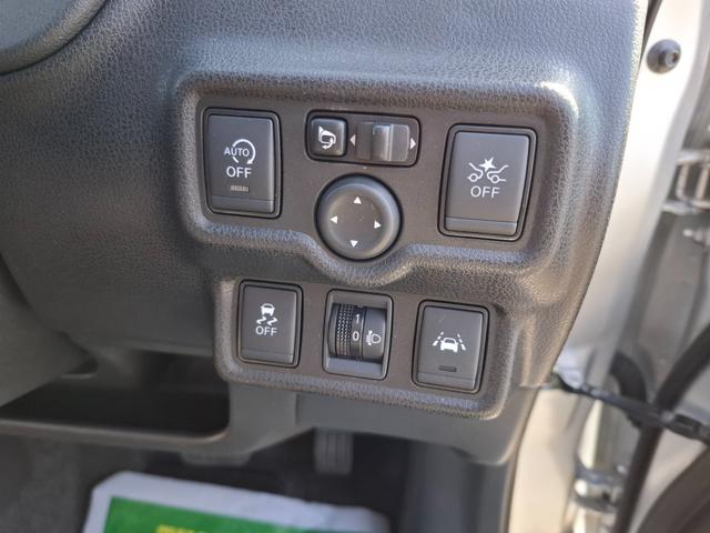 �Փ˔�Q�y���V�X�e���I�Փ˂̉\���������ꍇ�A�u���[�L�̕⏕������s���A�������ďՓ˔�Q���y������V�X�e���ł��B