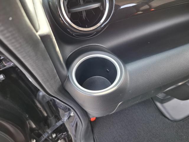 Ｎ－ＢＯＸカスタム Ｇ・Ｌパッケージ　ＥＴＣ　バックカメラ　両側スライド・片側電動　ナビ　ＴＶ　衝突被害軽減システム　オートライト　ＨＩＤ　スマートキー　アイドリングストップ　電動格納ミラー　ベンチシート　ＣＶＴ　盗難防止システム　ＡＢＳ（47枚目）