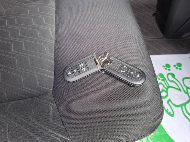 ルーミー カスタムＧ　Ｓ　ドライブレコーダー　ＥＴＣ　バックカメラ　ナビ　ＴＶ　両側電動スライドドア　オートクルーズコントロール　衝突被害軽減システム　アルミホイール　オートライト　ＬＥＤヘッドランプ　スマートキー（57枚目）