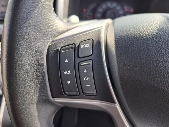 ステップワゴンスパーダ Ｚ　ＥＴＣ　バックカメラ　ナビ　ＴＶ　オートクルーズコントロール　両側電動スライドドア　オートライト　ＨＩＤ　スマートキー　アイドリングストップ　電動格納ミラー　ＣＶＴ　アルミホイール　ＣＤ　ＵＳＢ（21枚目）