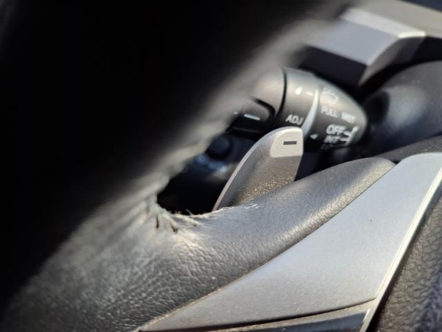 ステップワゴンスパーダ Ｚ　ＥＴＣ　バックカメラ　ナビ　ＴＶ　オートクルーズコントロール　両側電動スライドドア　オートライト　ＨＩＤ　スマートキー　アイドリングストップ　電動格納ミラー　ＣＶＴ　アルミホイール　ＣＤ　ＵＳＢ（30枚目）