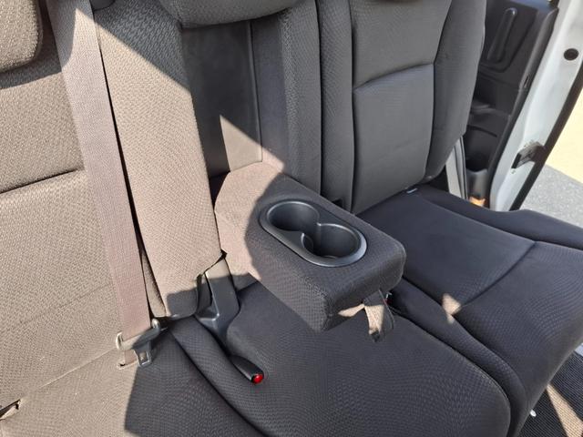 ステップワゴンスパーダ Ｚ　ＥＴＣ　バックカメラ　ナビ　ＴＶ　オートクルーズコントロール　両側電動スライドドア　オートライト　ＨＩＤ　スマートキー　アイドリングストップ　電動格納ミラー　ＣＶＴ　アルミホイール　ＣＤ　ＵＳＢ（48枚目）