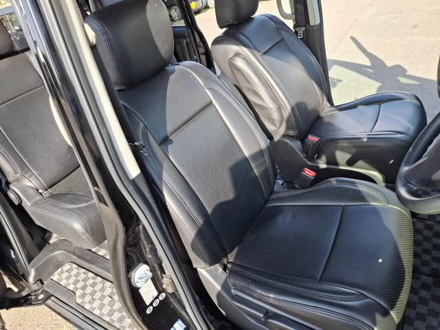 セレナ 20X S-ハイブリッド ナビ TV オートクルーズコントロール 両側電動スライドドア オートライト スマートキー アイドリングストップ 電動格納ミラー 後席モニター 3列シート CVT CD ミュージックプレイヤー接続可(41枚目)