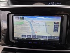 �ʥ��դ���ι�Ԥ�ɥ饤�֤�ڤ����ҤȻ������Ƥ�ƻ�Ǥ��¤����Ȥʤ����������Ȥ��Ƥ���ޤ��� 4