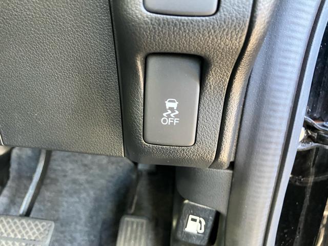 Ｎ－ＢＯＸカスタム Ｇ・Ｌパッケージ　ワンオーナー　禁煙車　左側パワースライドドア　ナビＴＶ　バックカメラ　Ｂｌｕｅｔｏｏｔｈ　ＤＶＤ　スマートキー２個　プッシュスタート　ＥＴＣ　電動格納ミラー　純正アルミホイール　ＨＩＤヘッドライト（32枚目）