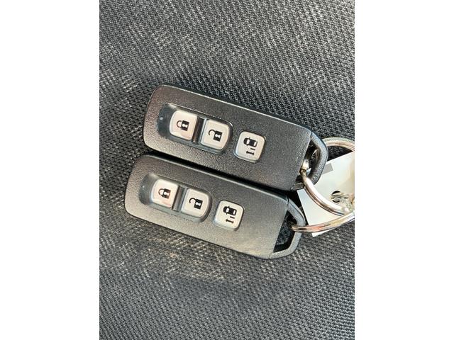 Ｎ－ＢＯＸカスタム Ｇ・Ｌパッケージ　ワンオーナー　禁煙車　左側パワースライドドア　ナビＴＶ　バックカメラ　Ｂｌｕｅｔｏｏｔｈ　ＤＶＤ　スマートキー２個　プッシュスタート　ＥＴＣ　電動格納ミラー　純正アルミホイール　ＨＩＤヘッドライト（42枚目）