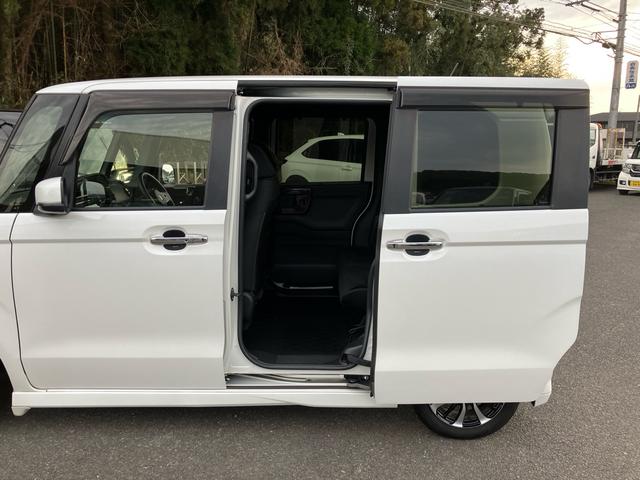 N-BOXカスタム G・Lホンダセンシング 衝突被害軽減ブレーキ レーンアシスト ナビ ワンセグTV Bluetooth DVD バックカメラ ETC 両側電動スライドドア 前後ドラレコ オートHIDライト(9枚目)
