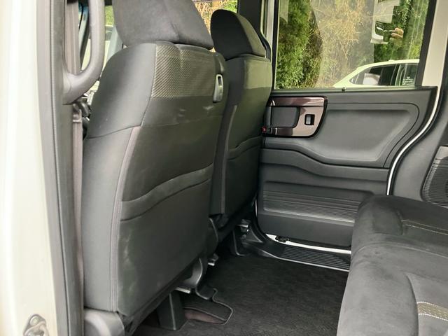 N-BOXカスタム G・Lホンダセンシング 衝突被害軽減ブレーキ レーンアシスト ナビ ワンセグTV Bluetooth DVD バックカメラ ETC 両側電動スライドドア 前後ドラレコ オートHIDライト(11枚目)