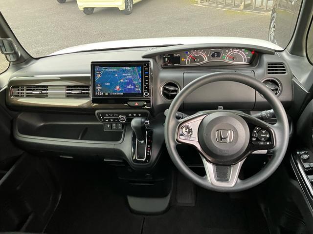 N-BOXカスタム G・Lホンダセンシング 衝突被害軽減ブレーキ レーンアシスト ナビ ワンセグTV Bluetooth DVD バックカメラ ETC 両側電動スライドドア 前後ドラレコ オートHIDライト(18枚目)