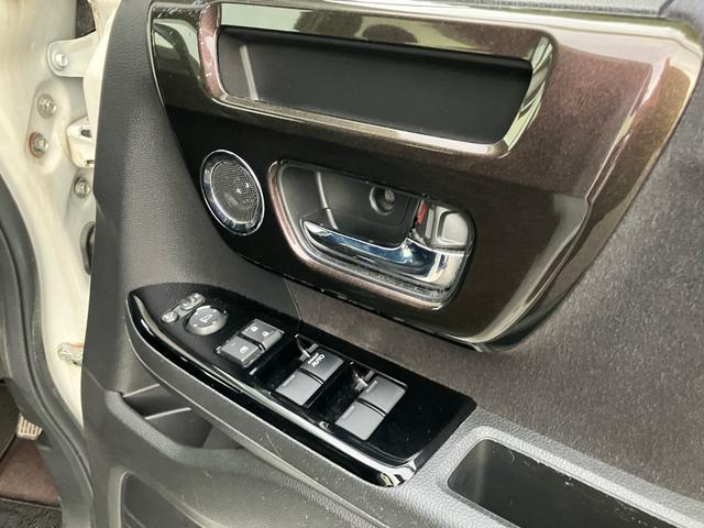 N-BOXカスタム G・Lホンダセンシング 衝突被害軽減ブレーキ レーンアシスト ナビ ワンセグTV Bluetooth DVD バックカメラ ETC 両側電動スライドドア 前後ドラレコ オートHIDライト(20枚目)