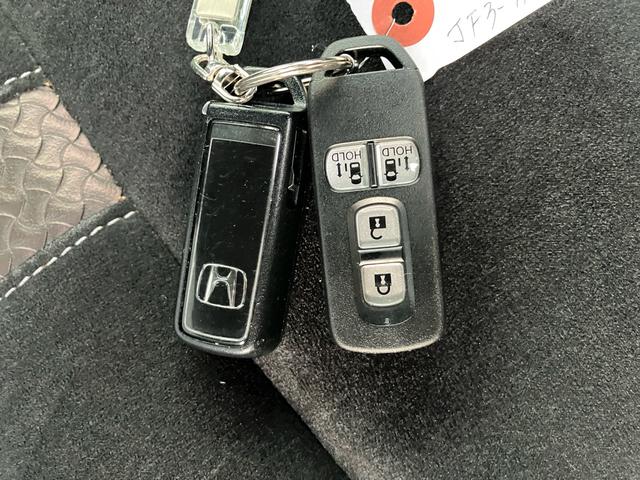 N-BOXカスタム G・Lホンダセンシング 衝突被害軽減ブレーキ レーンアシスト ナビ ワンセグTV Bluetooth DVD バックカメラ ETC 両側電動スライドドア 前後ドラレコ オートHIDライト(37枚目)