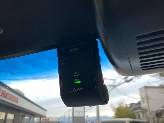 N-BOXカスタム G・Lホンダセンシング 衝突被害軽減ブレーキ レーンアシスト ナビ ワンセグTV Bluetooth DVD バックカメラ ETC 両側電動スライドドア 前後ドラレコ オートHIDライト(48枚目)