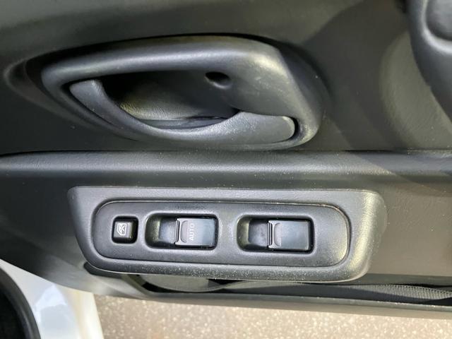 ジムニー XC 4WD キーレスエントリー ETC CD再生可能 パワーウィンドウ 衝突安全ボディ 運転席エアバッグ(6枚目)