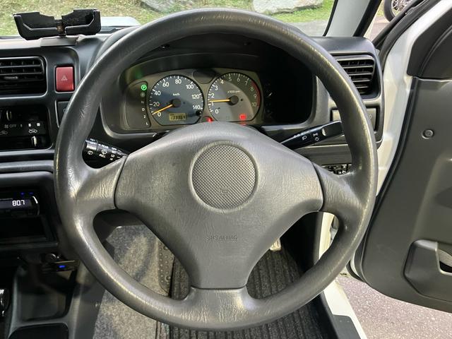 ジムニー XC 4WD キーレスエントリー ETC CD再生可能 パワーウィンドウ 衝突安全ボディ 運転席エアバッグ(10枚目)