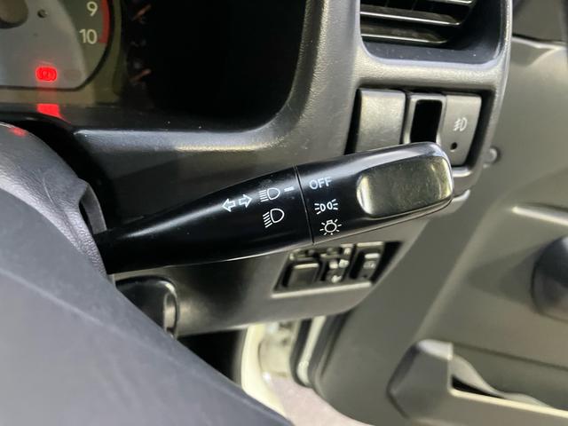 ジムニー XC 4WD キーレスエントリー ETC CD再生可能 パワーウィンドウ 衝突安全ボディ 運転席エアバッグ(11枚目)