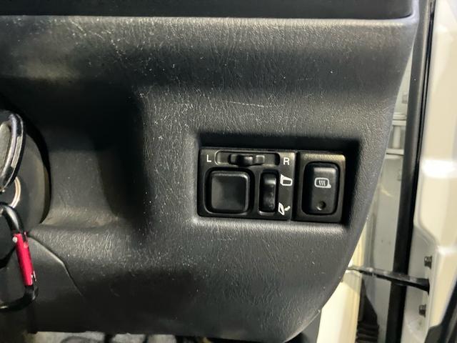 ジムニー XC 4WD キーレスエントリー ETC CD再生可能 パワーウィンドウ 衝突安全ボディ 運転席エアバッグ(15枚目)