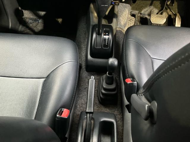ジムニー XC 4WD キーレスエントリー ETC CD再生可能 パワーウィンドウ 衝突安全ボディ 運転席エアバッグ(21枚目)