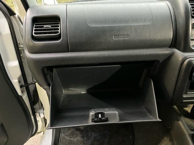 ジムニー XC 4WD キーレスエントリー ETC CD再生可能 パワーウィンドウ 衝突安全ボディ 運転席エアバッグ(30枚目)