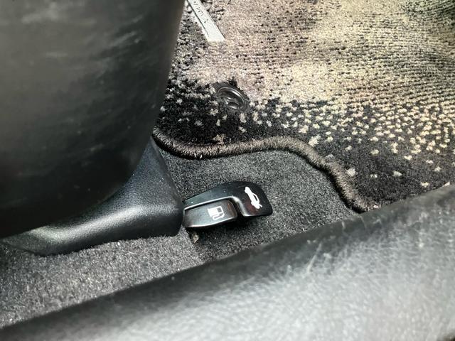 マークX プレミアム TV&ナビ シートヒーター バックカメラ キーレスエントリー プッシュスタート Bluetooth オートクルーズコントロール エアバック パワーウィンドウ オートライト(21枚目)