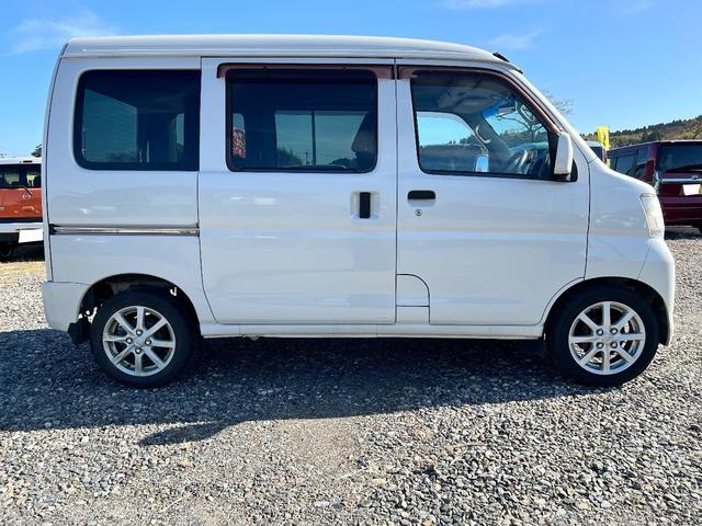 ハイゼットカーゴ クルーズリミテッド　ハイルーフ　社外ナビ（Ｂｌｕｅｔｏｏｔｈ付・フルセグ）　ＥＴＣ　キーレス　電格ミラー　１４インチアルミホイール（5枚目）