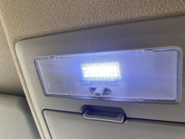 ワゴンＲスティングレー リミテッドＩＩ　社外ナビ（ワンセグＴＶ）　ＥＴＣ　運転席のみシートヒーター　室内灯ＬＥＤ　オートエアコン　オートライト　プッシュスタート（31枚目）
