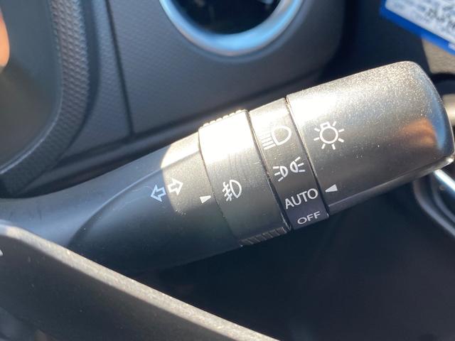 アルトワークス ベースグレード ベースグレード オートマ 前席レカロシート 純正ナビ(ワンセグ) ETC バックカメラ パドルシフト オートライト オートエアコン プッシュスタート(29枚目)