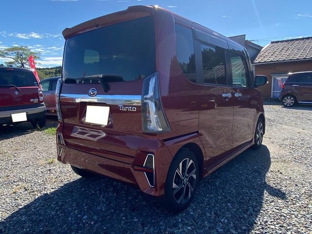 タント カスタムＸセレクション　両側パワースライドドア　純正ナビ（Ｂｌｕｅｔｏｏｔｈ・フルセグＴＶ）　ＥＴＣ　バックカメラ　前席シートヒーター　オートハイビーム　オートエアコン　プッシュスタート　純正１４インチアルミホイール（9枚目）