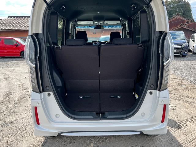 Ｎ－ＢＯＸカスタム Ｇ・Ｌホンダセンシング　２トーン　両側パワースライドドア　社外ナビ（Ｂｌｕｅｔｏｏｔｈ・フルセグ）　ＥＴＣ　バックカメラ　オートハイビーム　オートエアコン　プッシュスタート　クルーズコントロール　純正１４インチアルミホイール（13枚目）
