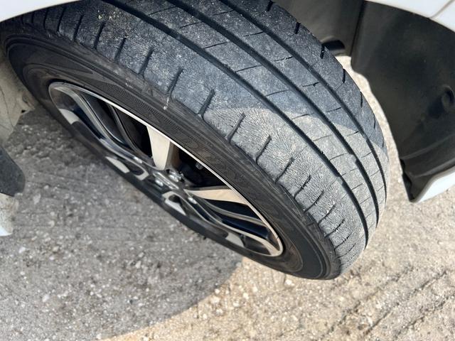 Ｎ－ＢＯＸカスタム Ｇ・Ｌホンダセンシング　２トーン　両側パワースライドドア　社外ナビ（Ｂｌｕｅｔｏｏｔｈ・フルセグ）　ＥＴＣ　バックカメラ　オートハイビーム　オートエアコン　プッシュスタート　クルーズコントロール　純正１４インチアルミホイール（46枚目）