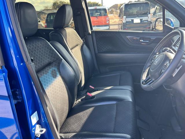 Ｎ－ＷＧＮカスタム Ｇ・ターボパッケージ　ターボ車　純正ナビ（Ｂｌｕｅｔｏｏｔｈ・フルセグ）　クルーズコントロール　ＥＴＣ　バックカメラ　前後ドラレコ　オートライト　オートエアコン　純正１４インチアルミホイール（14枚目）